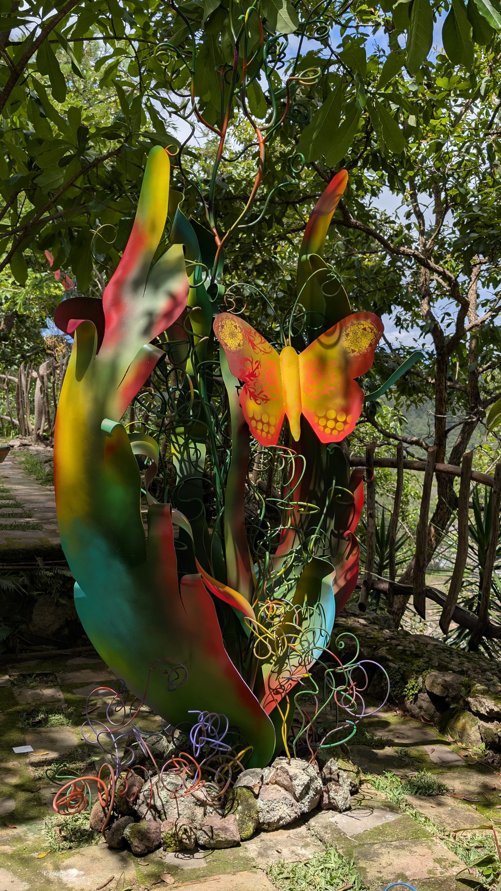 Embellecimiento — Adonay Navarro
